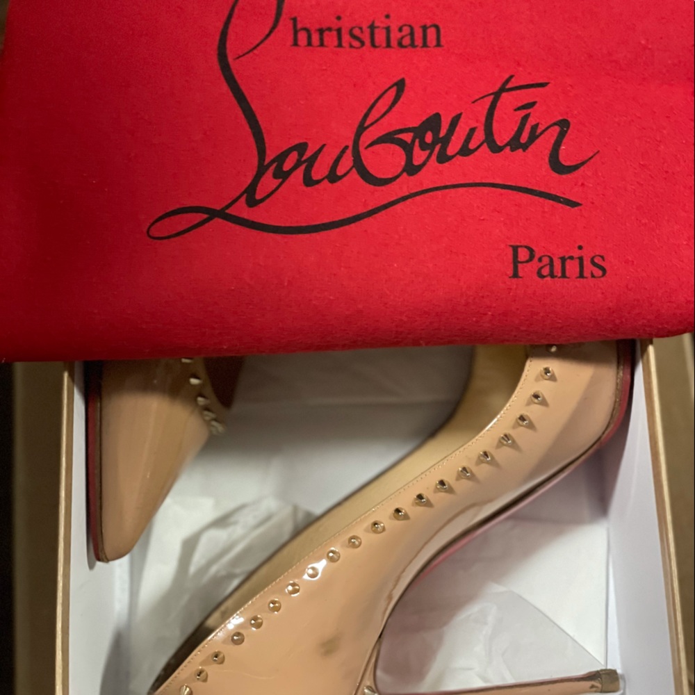 Size 7.5 - Picture 4 of 5